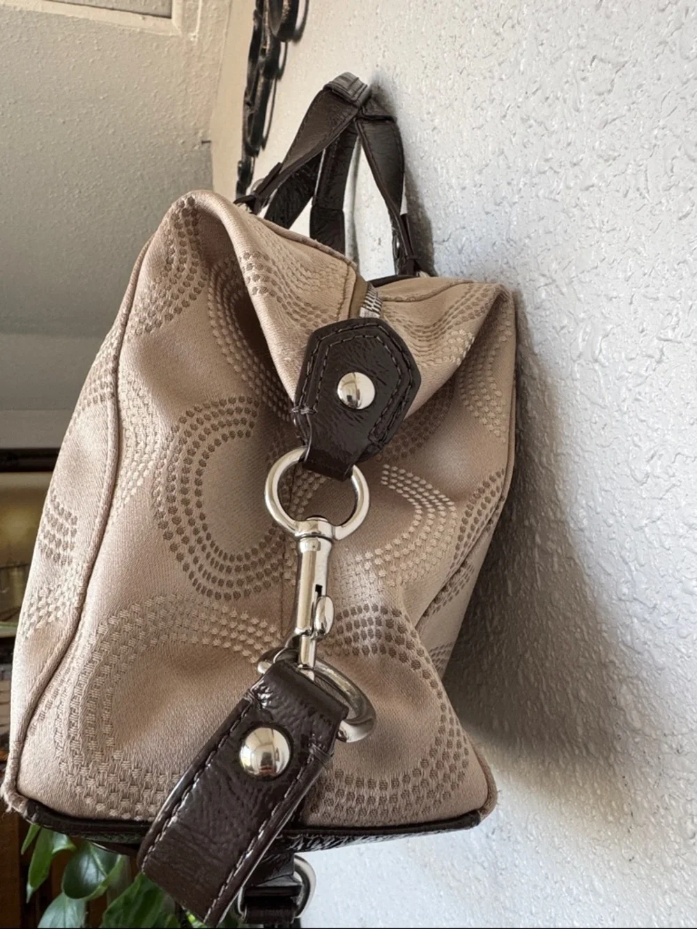 Coach satchel beige